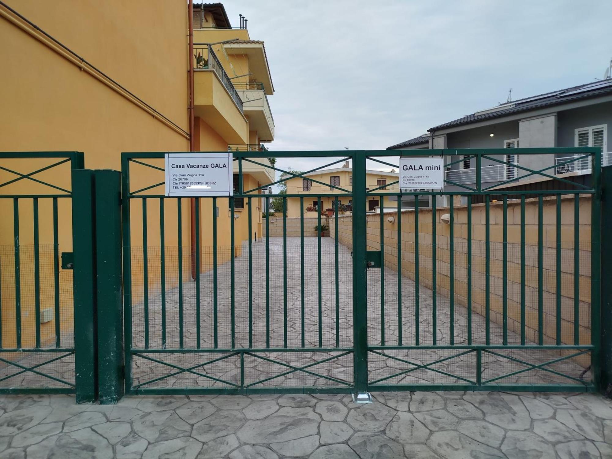 Gala Mini Apartment Fiumicino Ngoại thất bức ảnh
